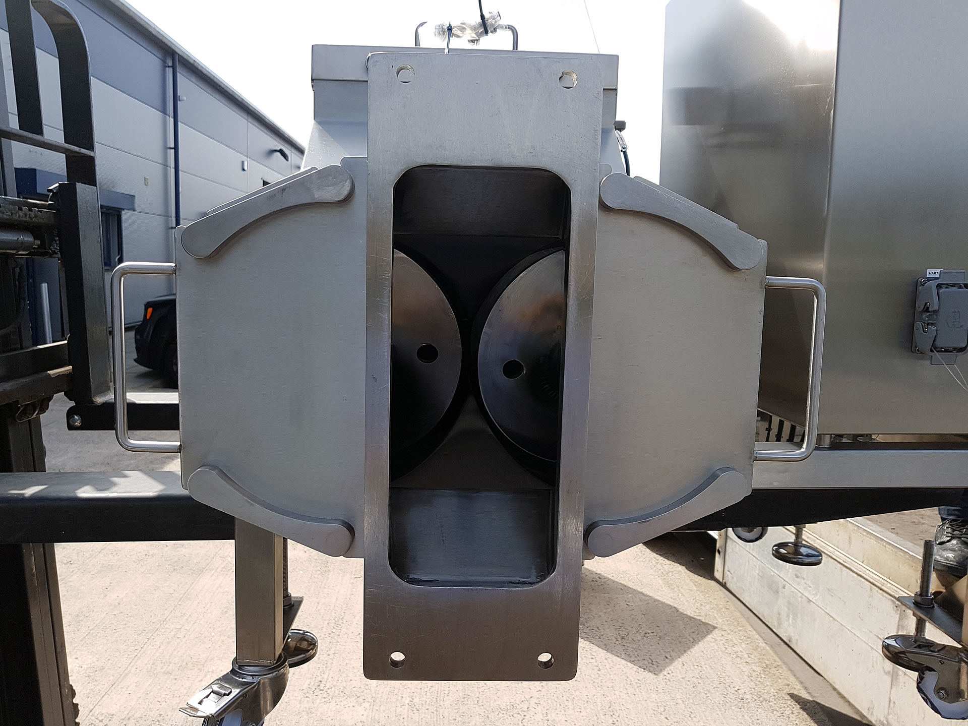 Rework Pump And Screw Feeder System For Blocks Of Shortening Fat
